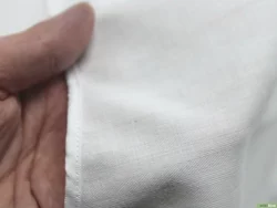 Come rimuovere l'inchiostro dal tessuto con un batuffolo di cotone