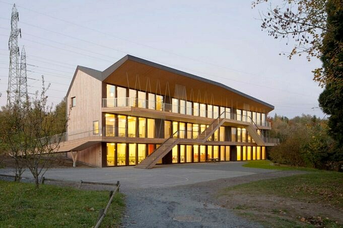 Scuola Rudolf Steiner / ARCHITETTURA LOCALE